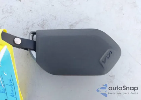 2025 Kia K4 Lxs z USA, uszkodzony, nr VIN 3KPFT4DE6SE174955